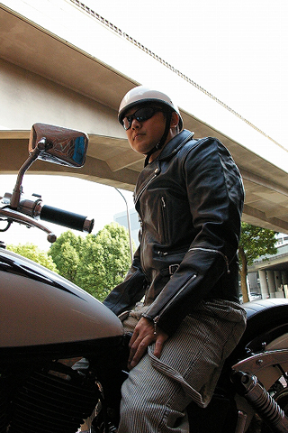 ライダースジャケット、革ジャン、東京、上野、アメ横】