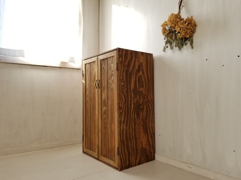 ナチュラルテイスト キャビネット 観音開きタイプ 扉付 収納棚 木の扉