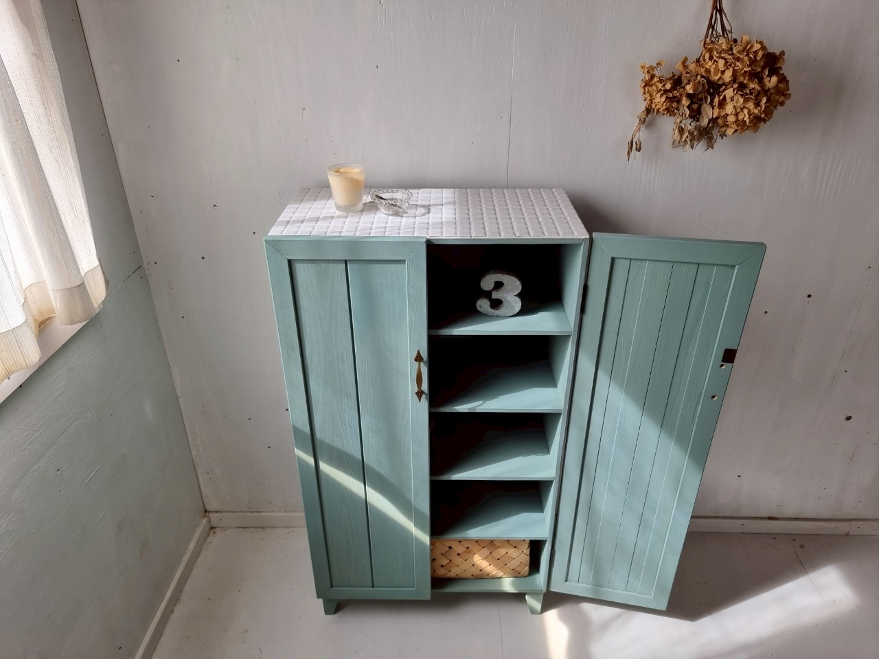 ナチュラルテイスト キャビネット 観音開きタイプ 収納棚5段 木の扉