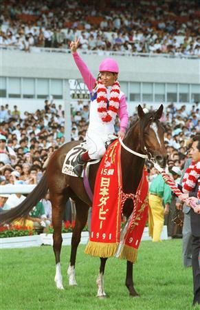 トウカイテイオー、東京競馬場でお披露目！｜競馬ニュース｜競馬予想の