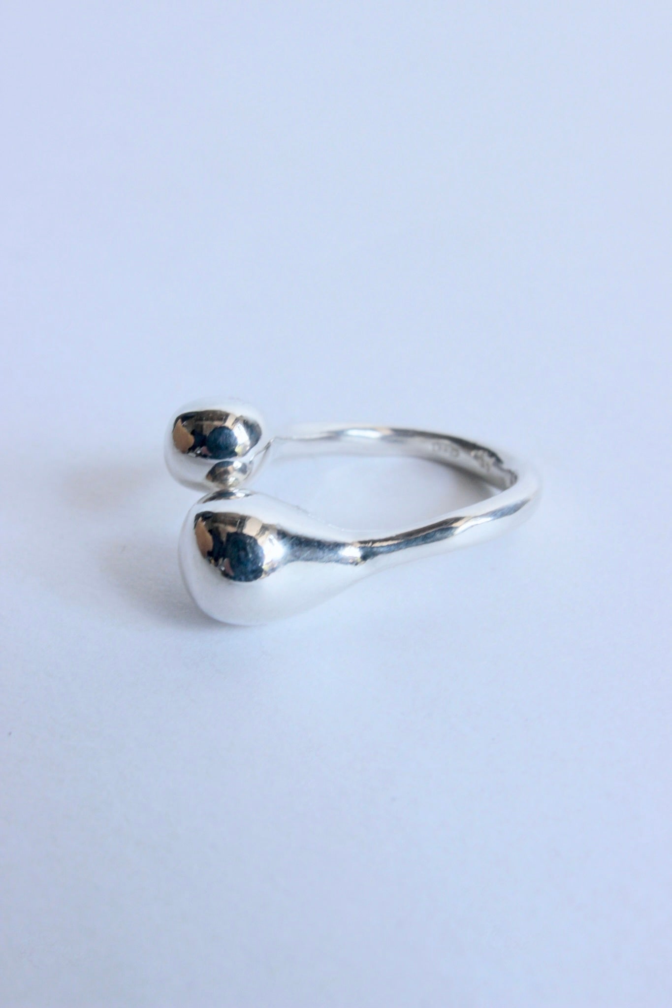 Monica Castiglioni / A-PISTILLI-08E-13/18 – UN