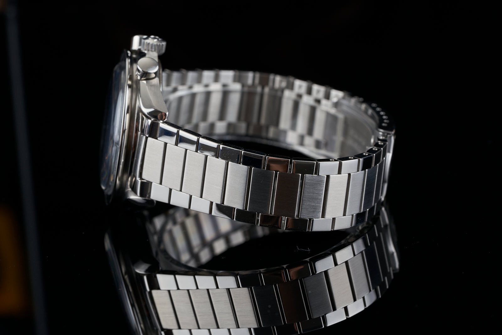 US1035 Flat Link Bracelet (Omega Speedmaster Reduced) – Uncle Straps