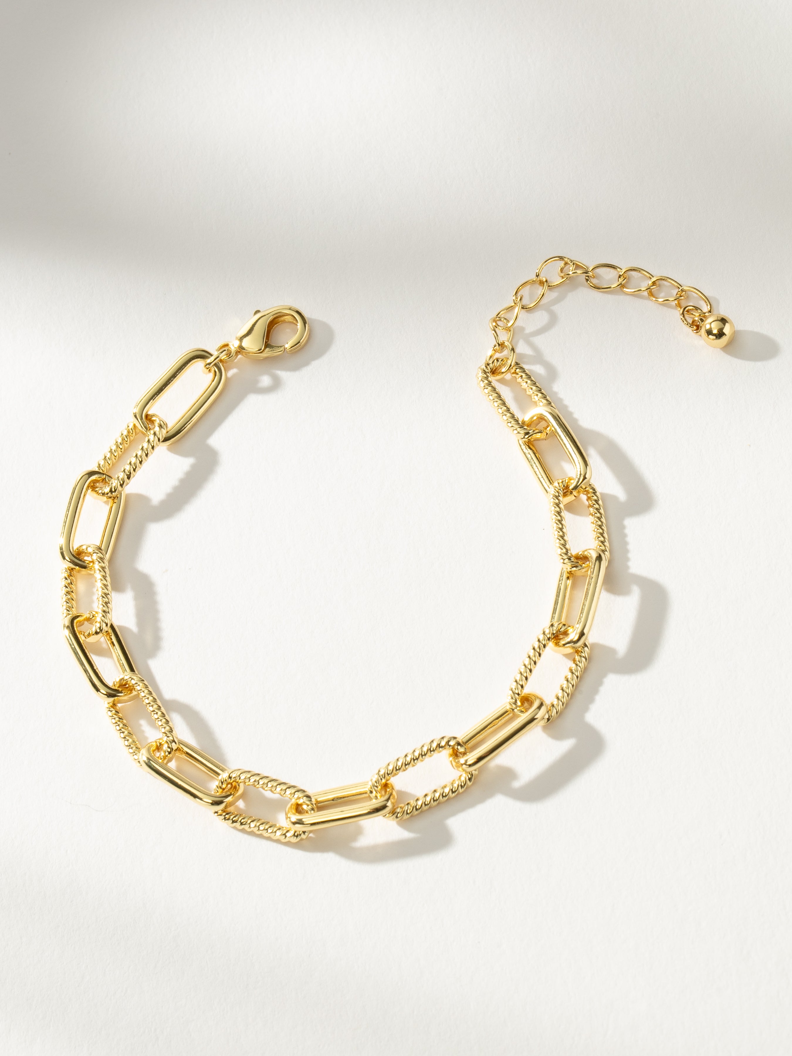 Linked Everyday Chain Bracelet in Gold | Uncommon James