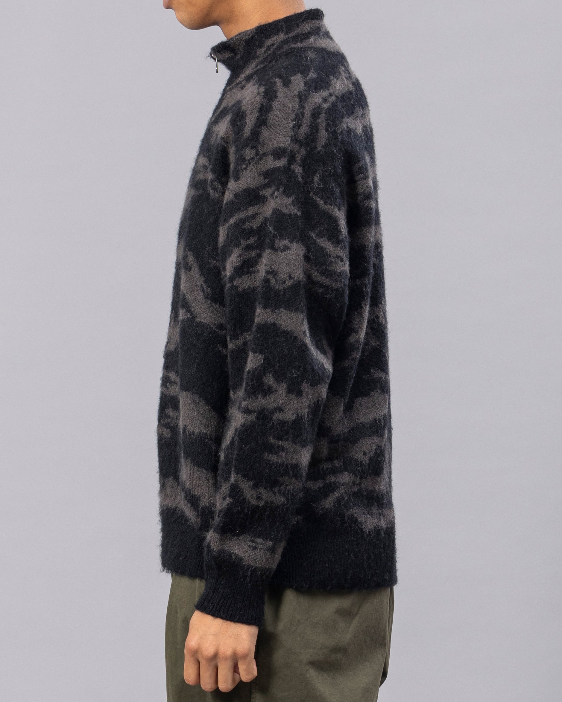 MOHAIR KNIT CAMO HALF ZIP PULLOVER – UNFRM®️ OUTDOOR STANDARD