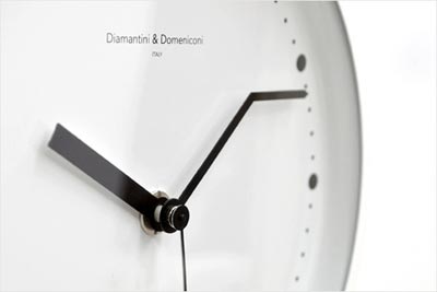 Diamantini and Domeniconi On-Time - zakka 右顧左眄