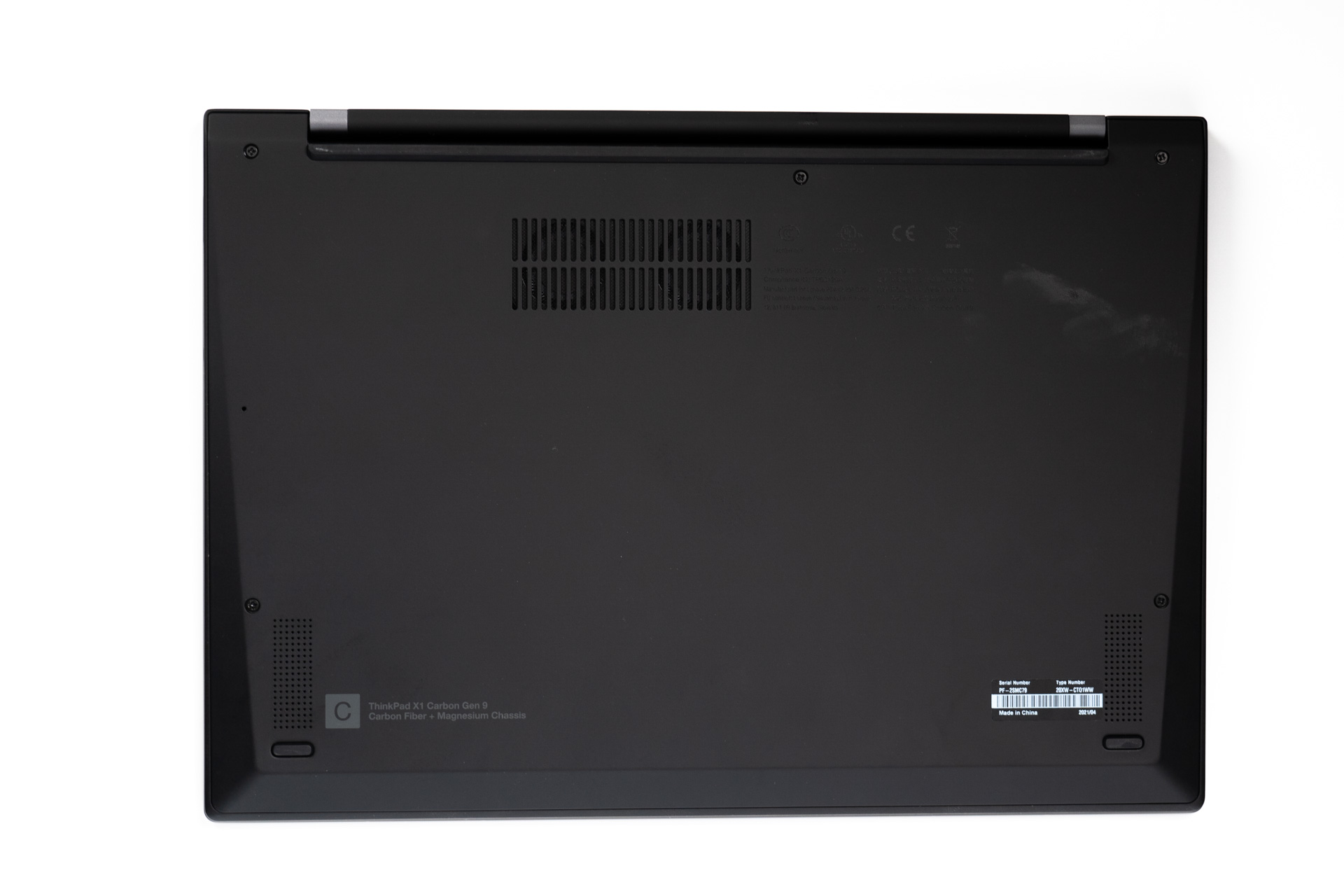 ThinkPad X1 Carbon Gen 9レビューアルティメットビジネスモバイル