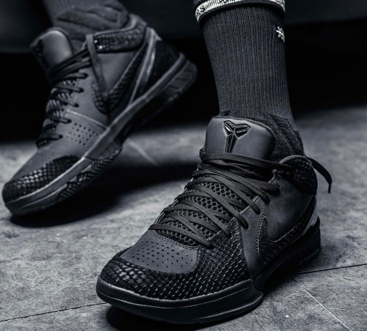 Nike Kobe 4 Protro “Gift of Mamba” & アパレルが国内12月27日より