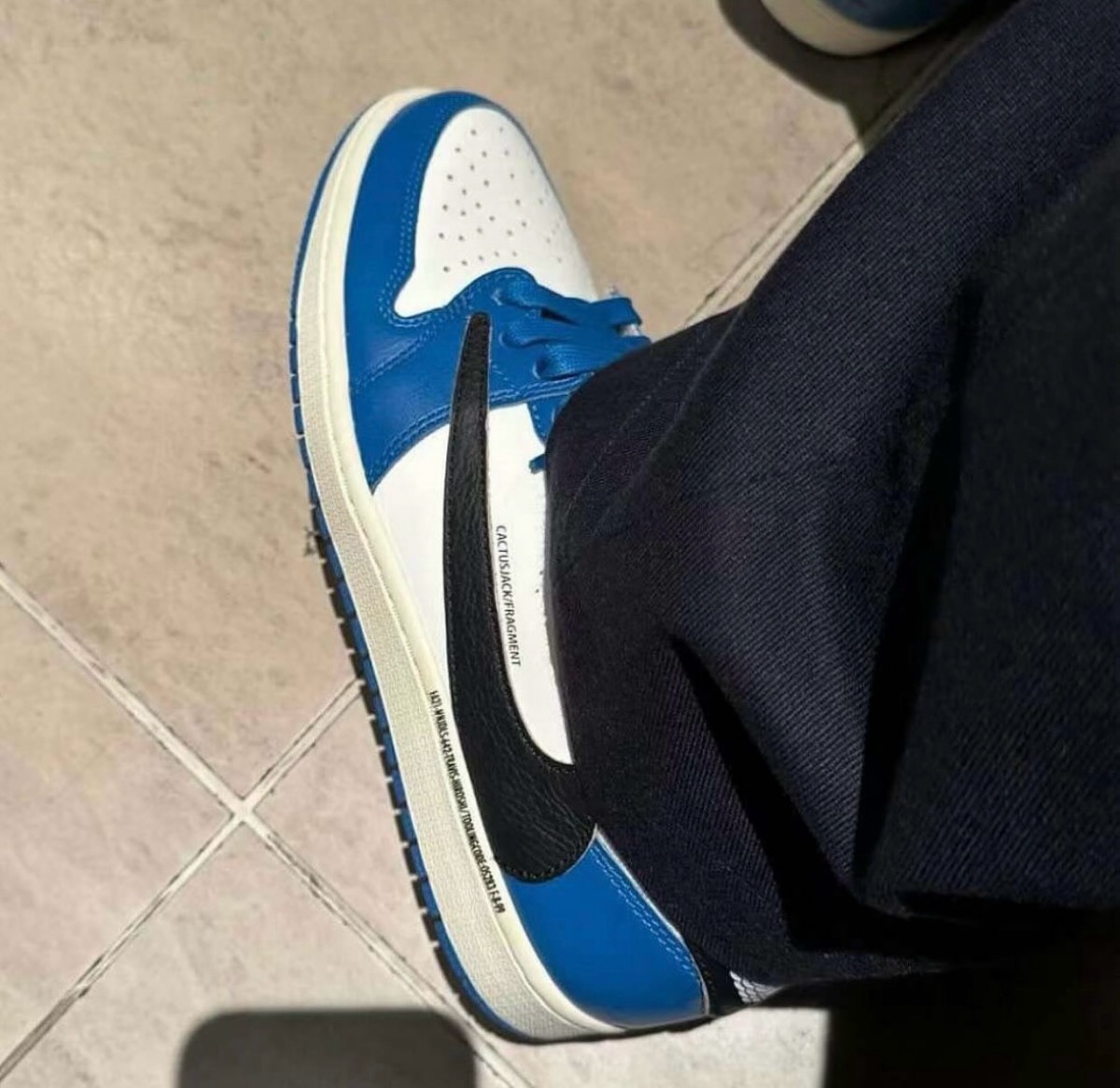 藤原ヒロシが Travis Scott × Nike × FRAGMENT Air Jordan 1 Low OG の