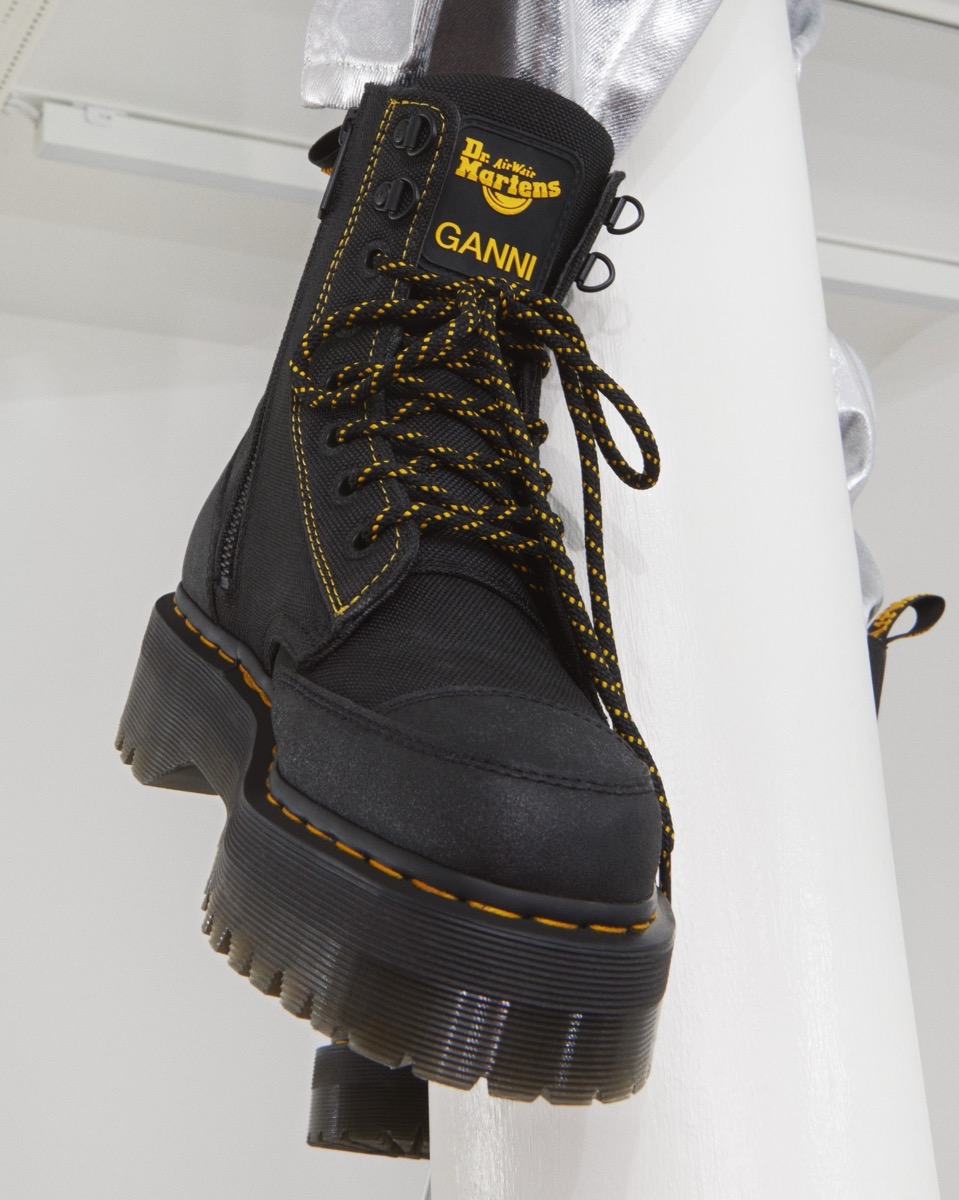 GANNI × Dr. Martens Jadon Boot が国内12月2日より発売 | UP TO DATE
