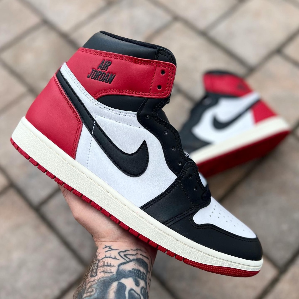 Nike Air Jordan 1 Retro High OG “Black Toe Reimagined”が国内5月15