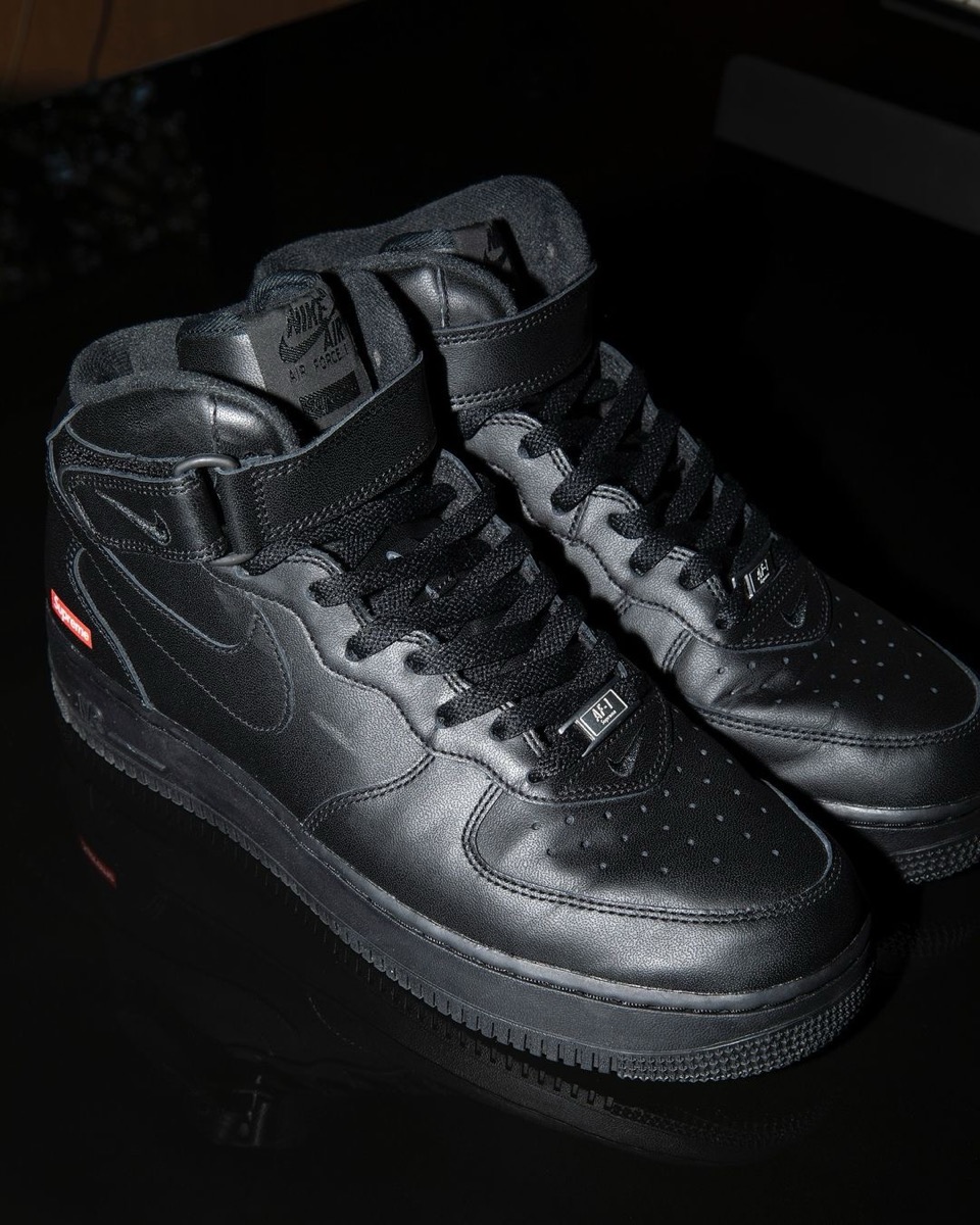 Supreme x Nike Air Force 1 Mid SP “Black” & “White”が24FW 国内12月
