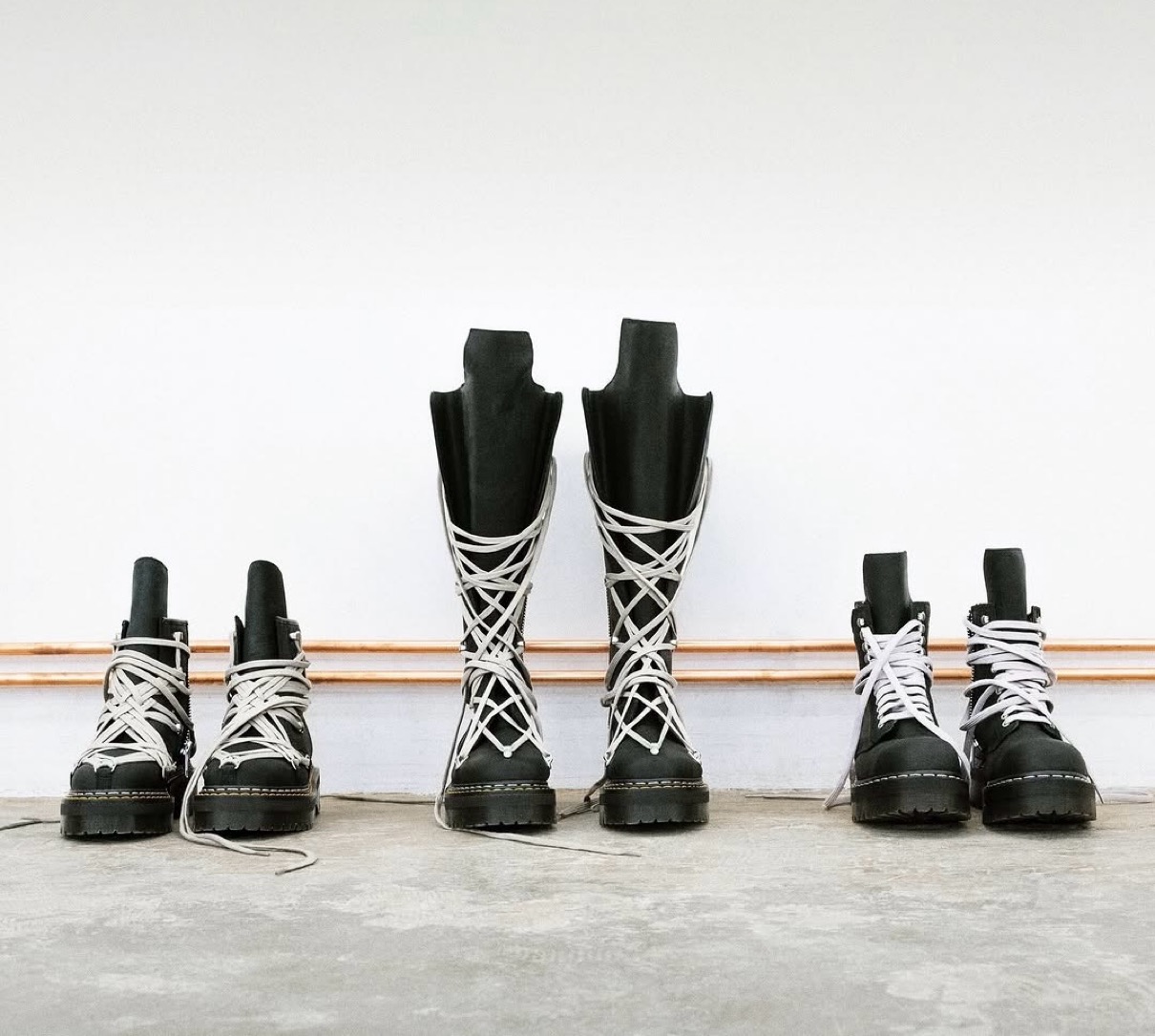 Dr.Martens x Rick Owens 25FW コラボブーツが国内10月16日／10月17日
