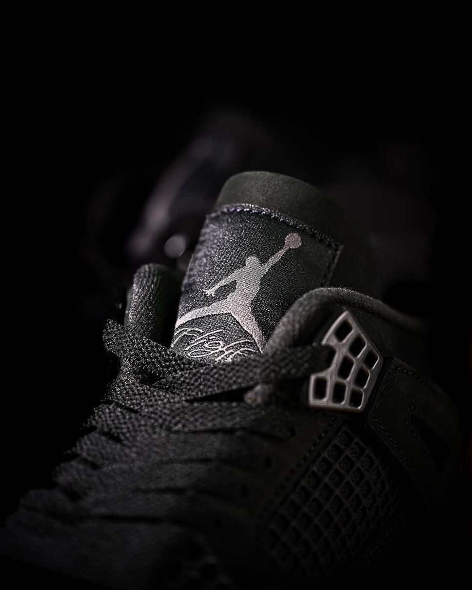 Nike Air Jordan 4 Retro “Black Cat”が国内11月28日に復刻発売