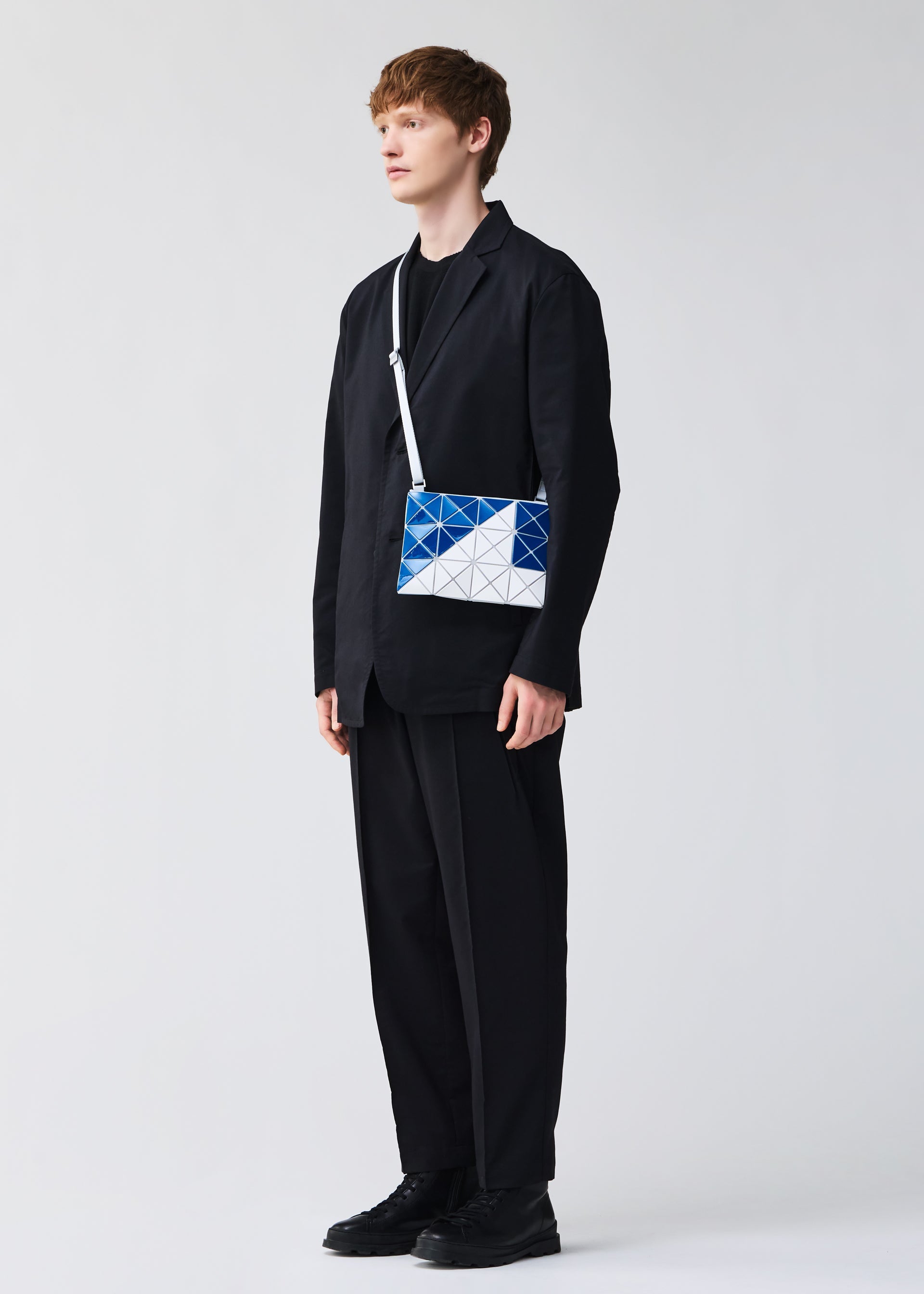 ONLINE STORE – ISSEY MIYAKE ONLINE STORE