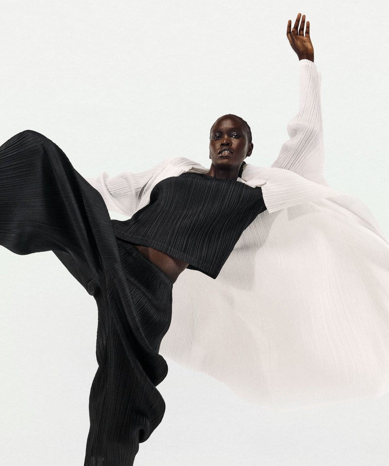 Introducing Item “ONE CLOTH COAT” – ISSEY MIYAKE ONLINE STORE