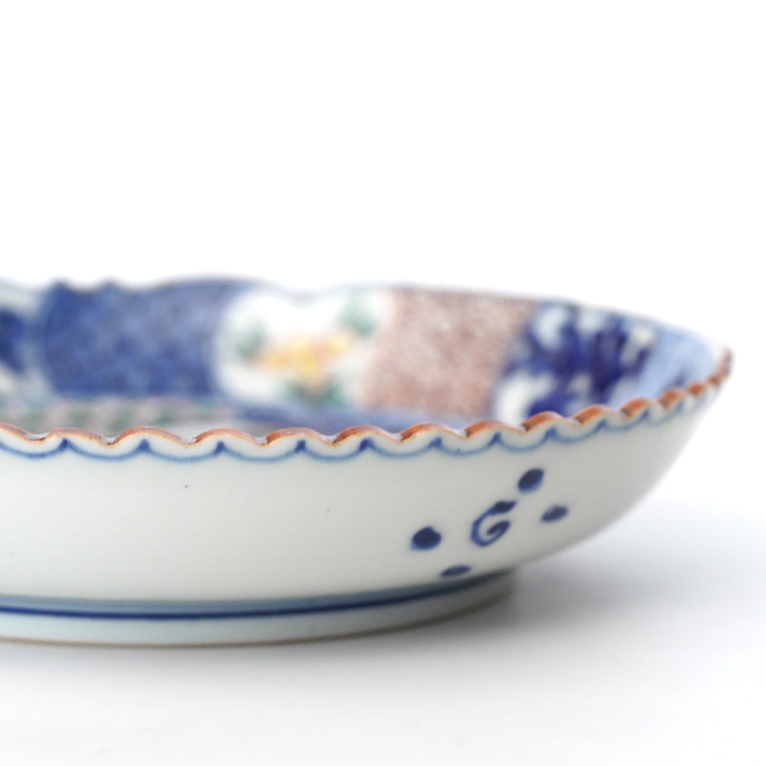 加藤幸治】五彩兎鶴文輪花6寸皿 – うつわ御結