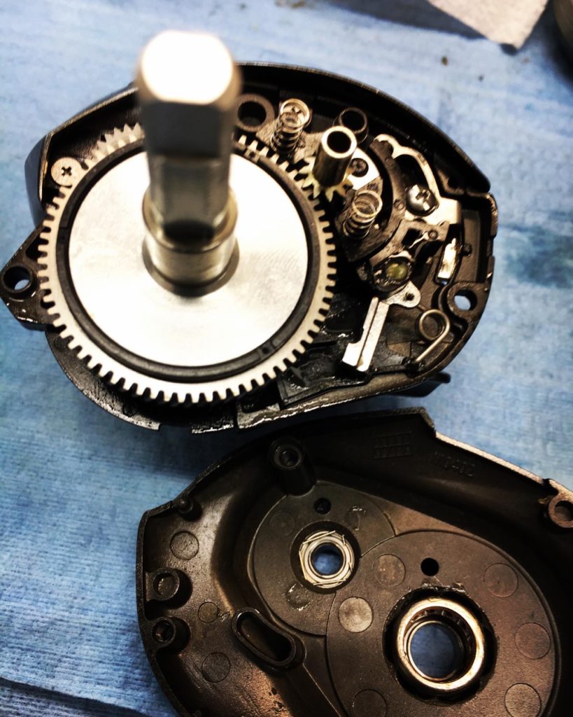 21ジリオンSVTW 回転不良 オーバーホール - 関西・兵庫でリールの