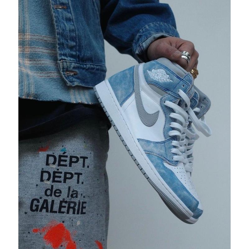 エアジョーダン1 ハイ OG ハイパーロイヤル NIKE AIR JORDAN 1 HIGH OG