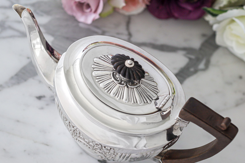 アンティークシルバー、純銀製(925)1900年 クイーンアンスタイル