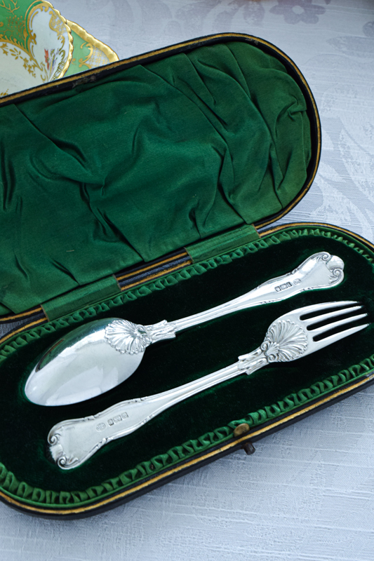 アンティークシルバー、アンティーク銀器、純銀製（925）1903年 変わり