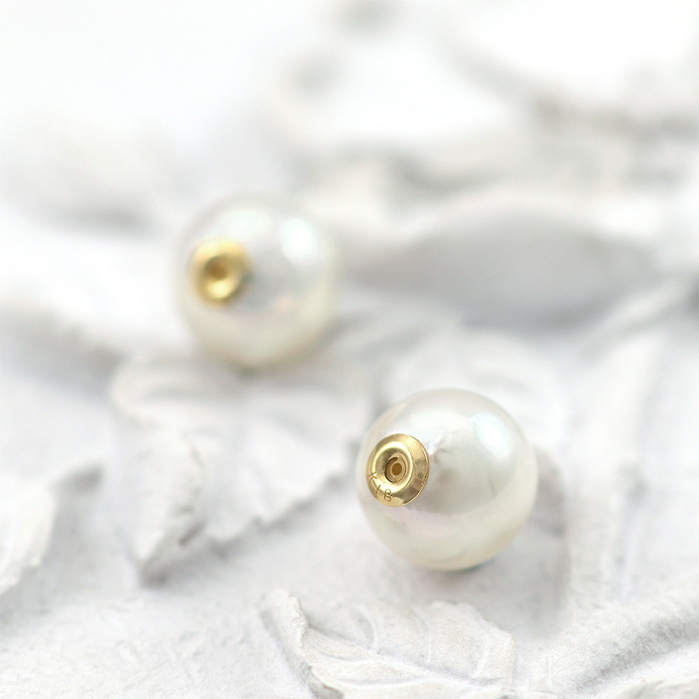 彼女へのプレゼント K18 あこや真珠 ピアスキャッチ 18金イエロー