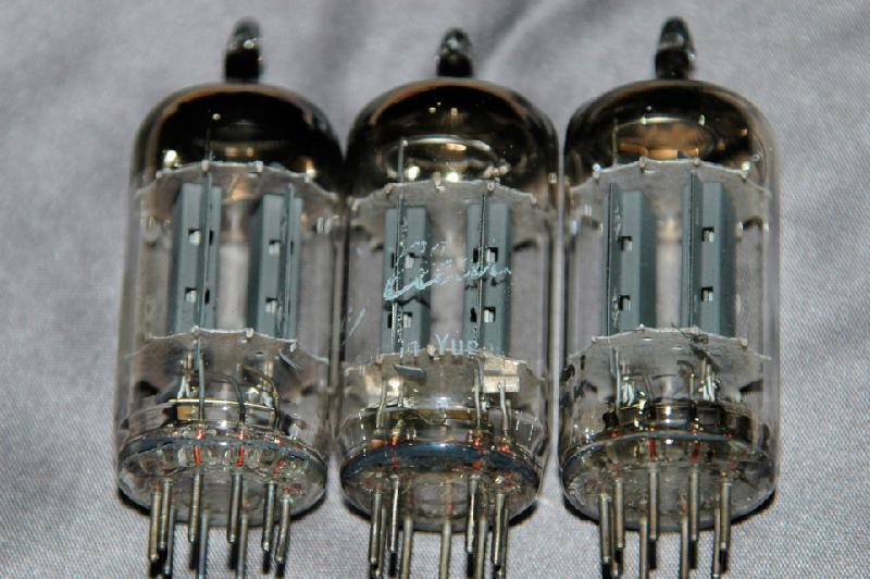 Ei 12AX7（ECC83）: Grope in the Dark