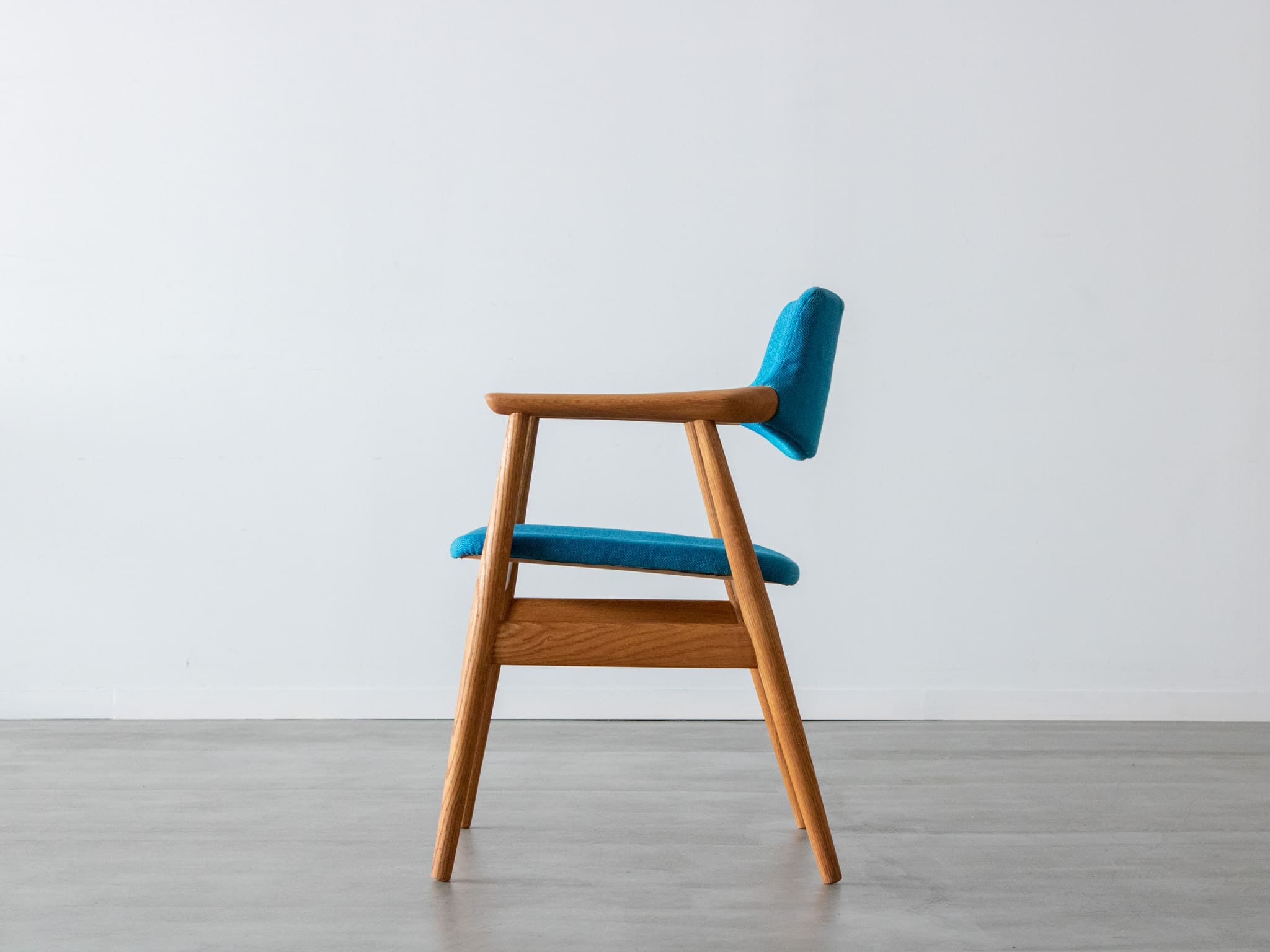 H001 Erik Kirkegaard｜アームチェア｜ターコイズ – tefu vintaging