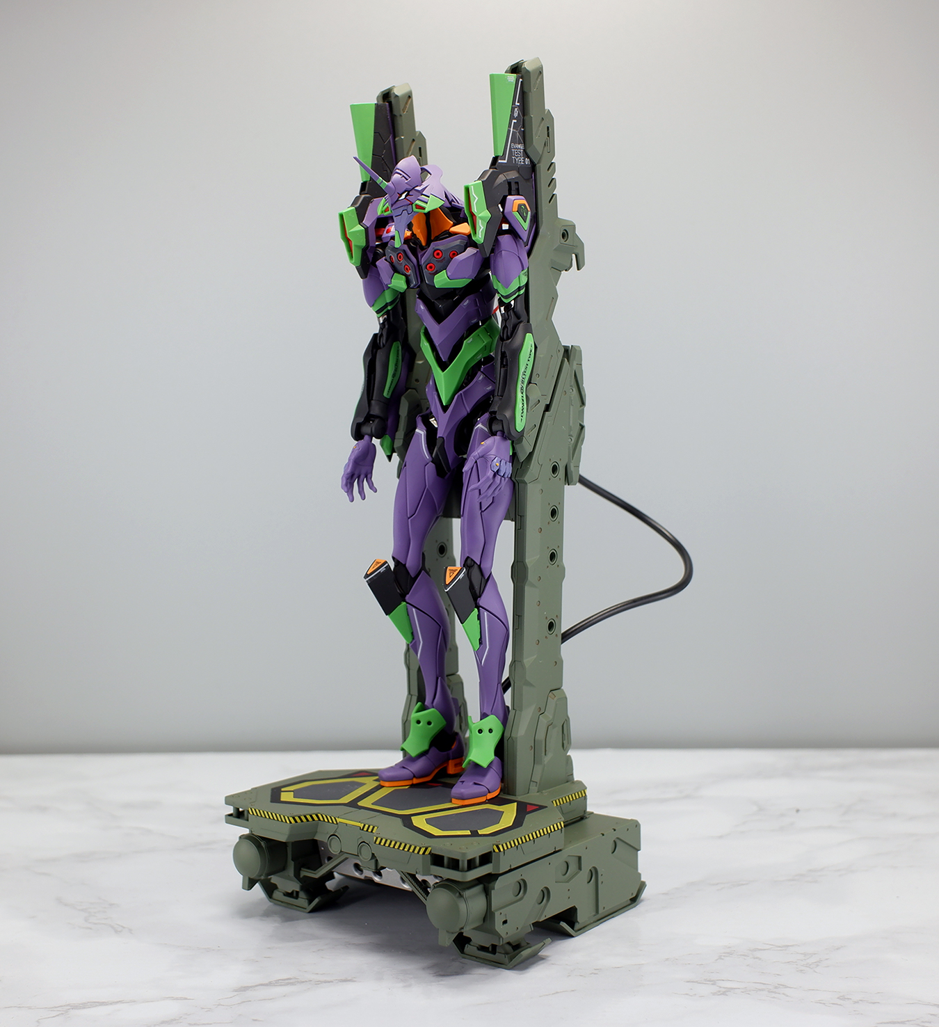 RG 汎用ヒト型決戦兵器 人造人間エヴァンゲリオン初号機DX 輸送台