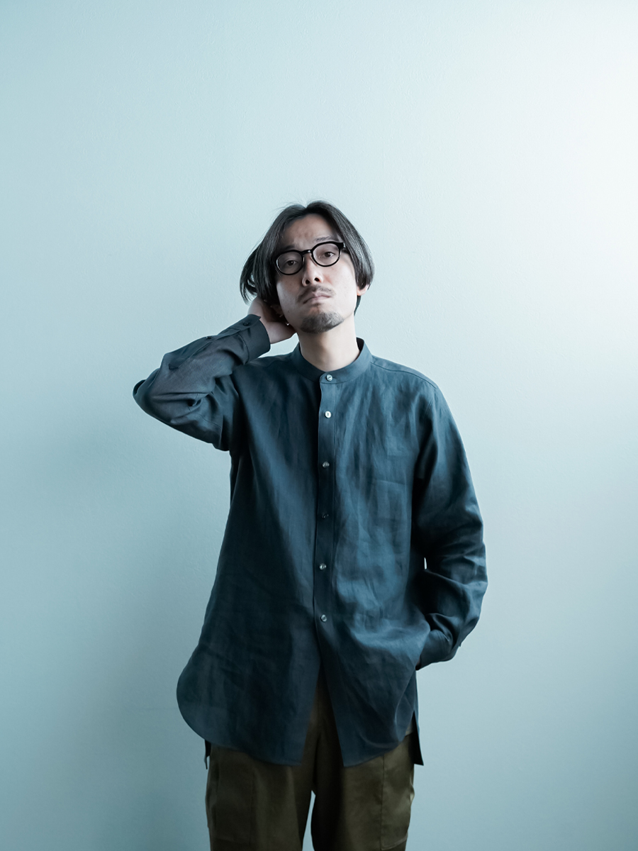 wafu】首のラインに沿う美しい！ バンドカラー ロングシャツ