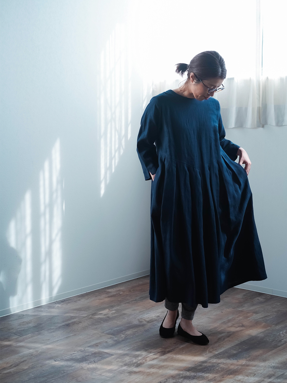 リネンワンピース】wafu 鍵盤タックドレス / 留紺(とめこん) a013o-tmk1