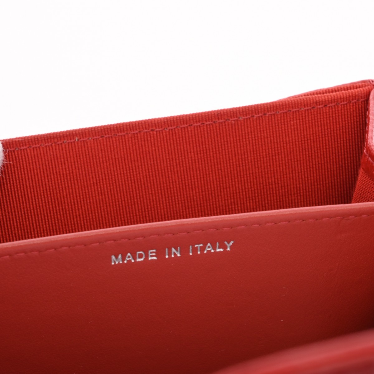 シャネル マトラッセ クラシック チェーンクラッチ レッド AP0238