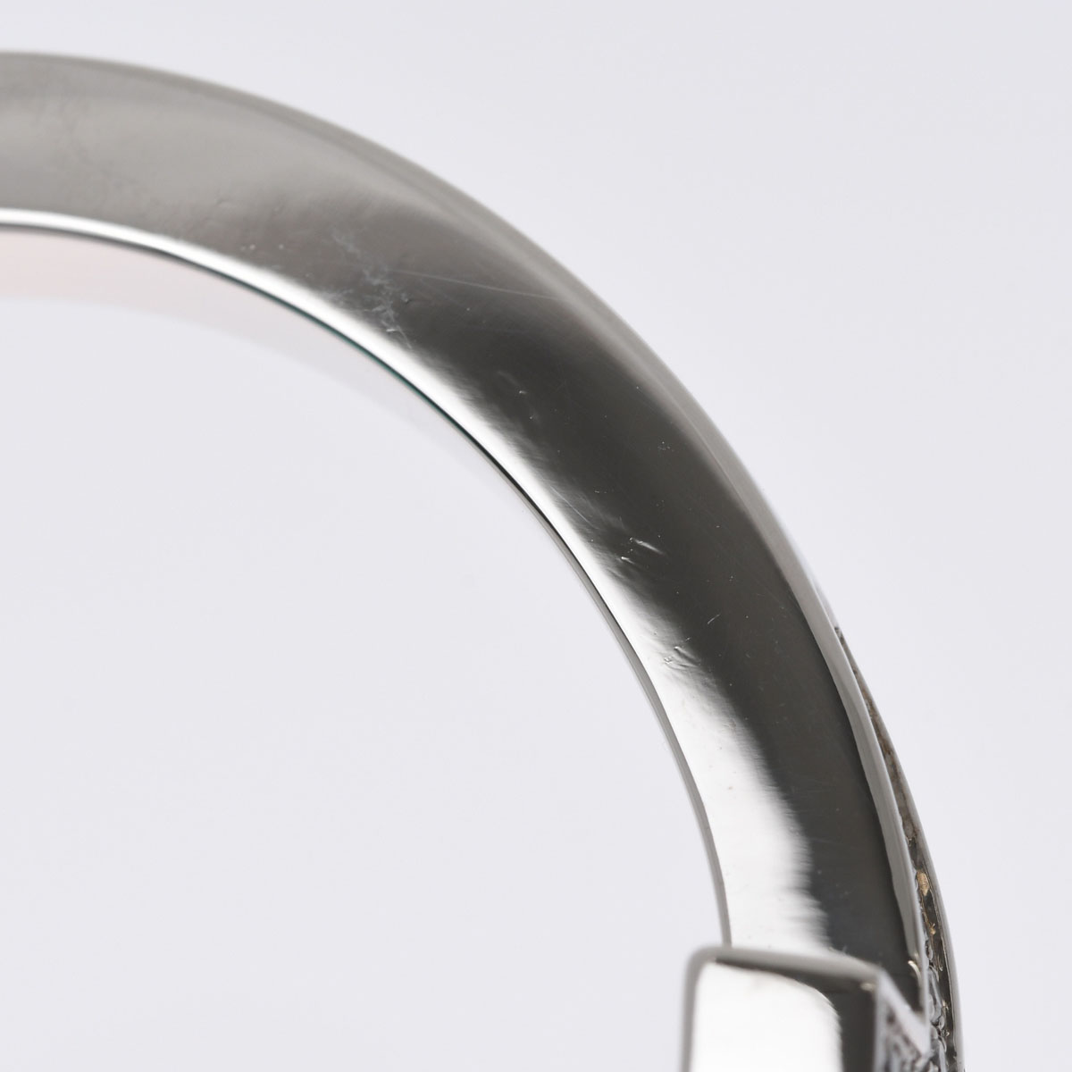 ティファニー Tスクエアバングル パヴェダイヤ シルバー K18ホワイト