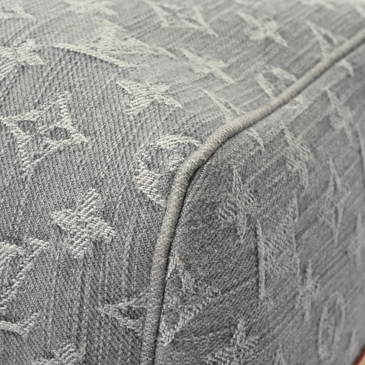 ルイ ヴィトン モノグラムデニム キーポル バンドリエール 45