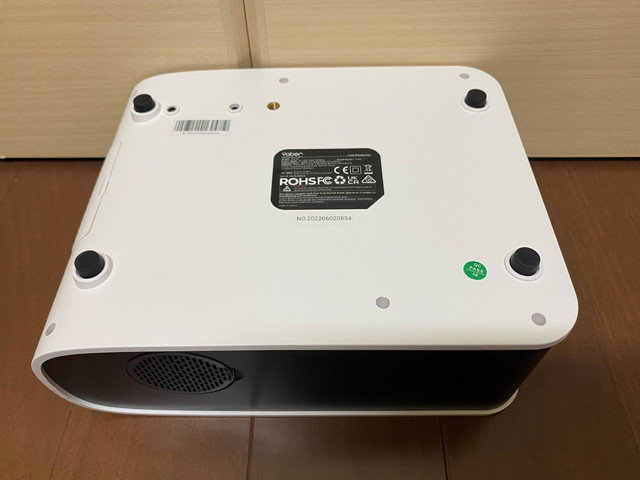 Wi-Fi6に対応し450ANSIルーメンでしっかり明るい「YABER Pro V8」は高