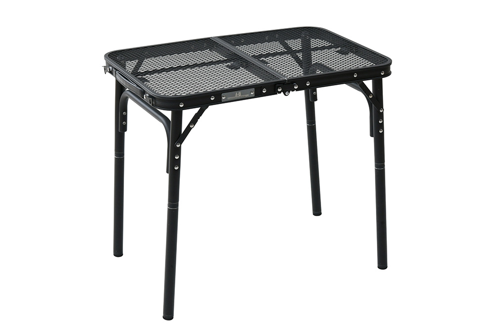 3段階で高さ調整できる！ ウッド調天板も◎な、オガワの新型アルミ