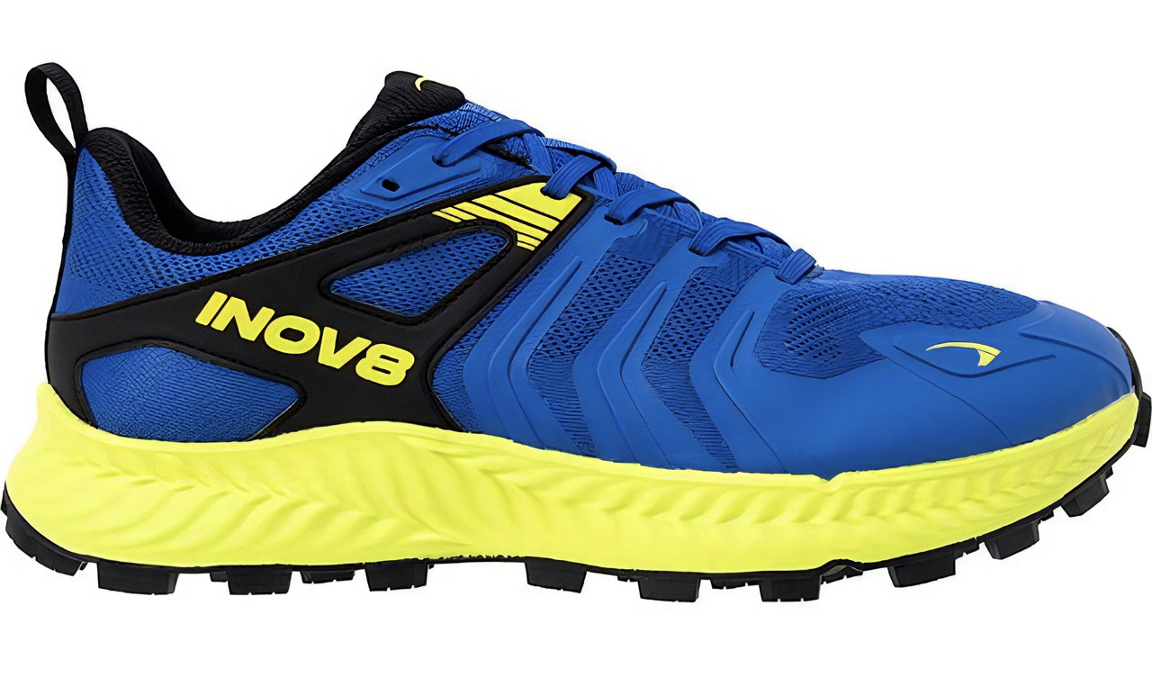 山を思い切り走れる「イノヴェイト」のトレランシューズが、新ロゴに