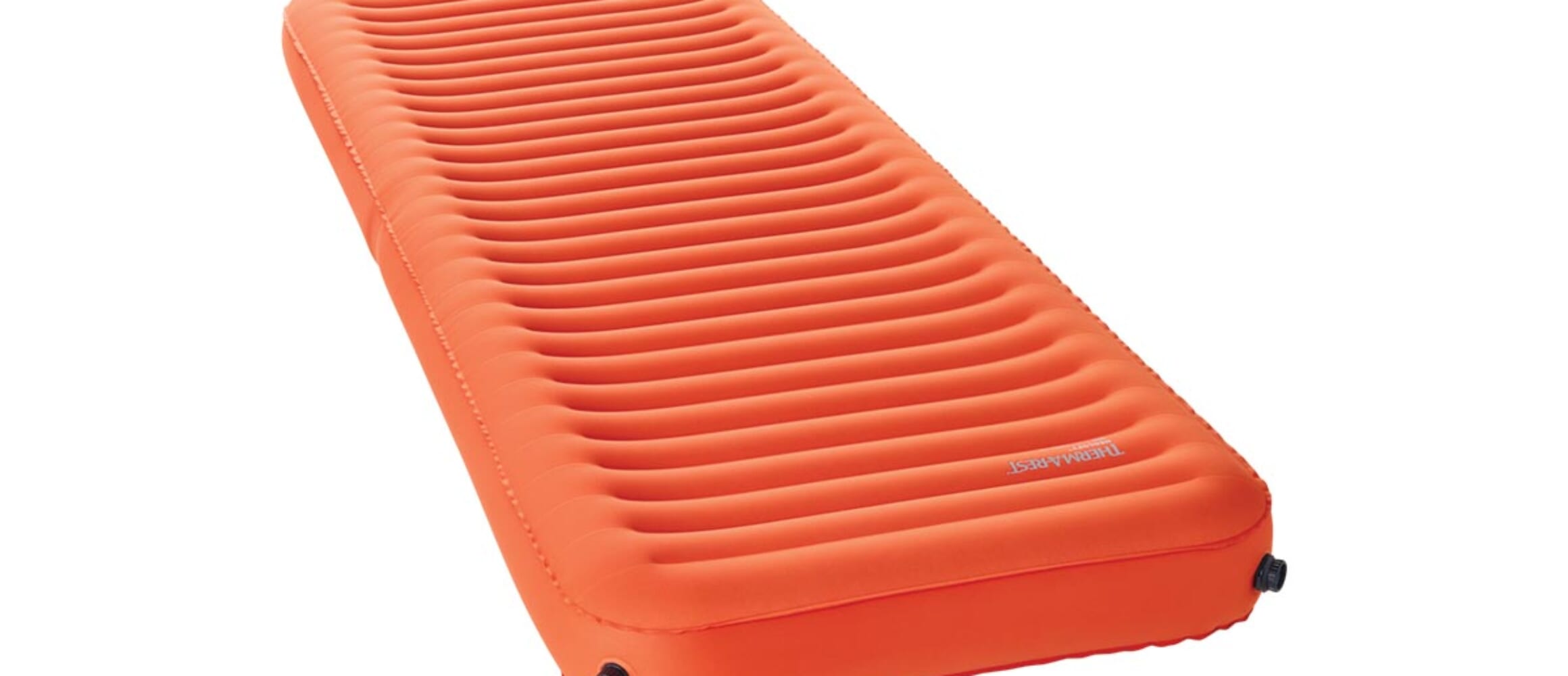 サーマレストが導き出したスリーピングマットの最適解。バックパックで