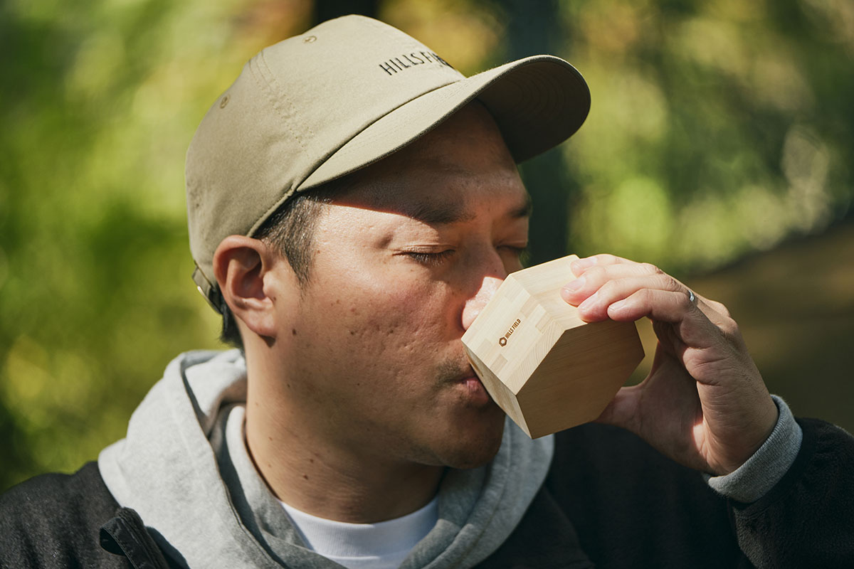 キャンプとお酒を楽しくする“ヒルズフィールド”から、六角形の粋な升と