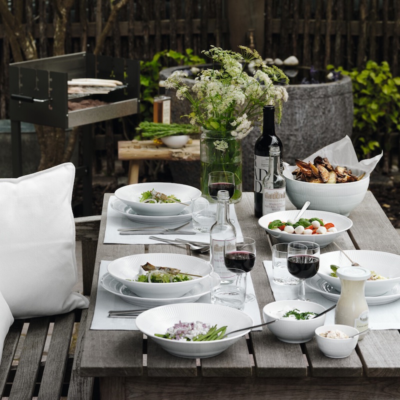 ロイヤル コペンハーゲン＞ホワイトフルーテッド ディーププレート