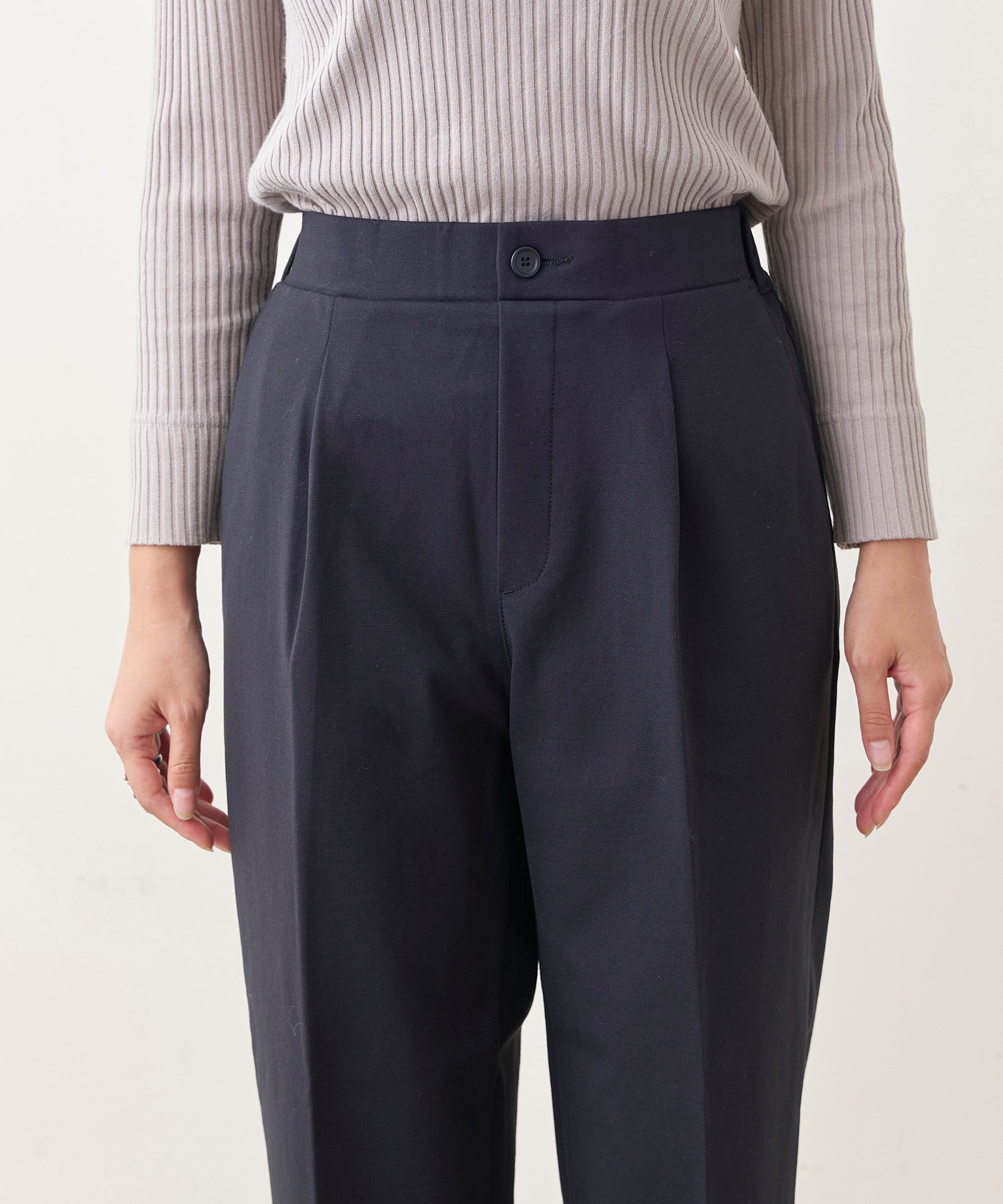 WWO きれいめポンチのタックストレートパンツ(レディース・丈長め