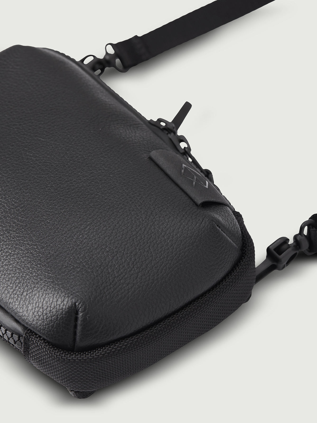 数量限定】4WAY VERTICAL SLING / LEATHER JAPAN LIMITED EDITION