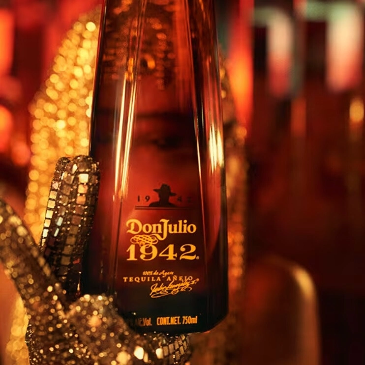 Tequila Don Julio 1942, gift box, 750 ml Don Julio 1942, gift box