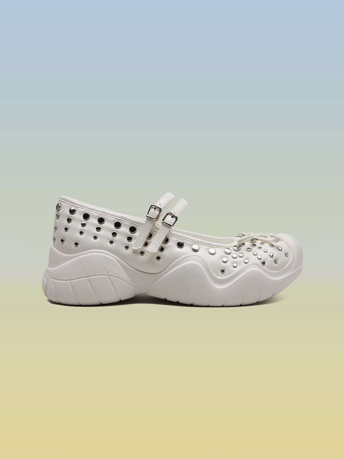 シューズ – WOOMII