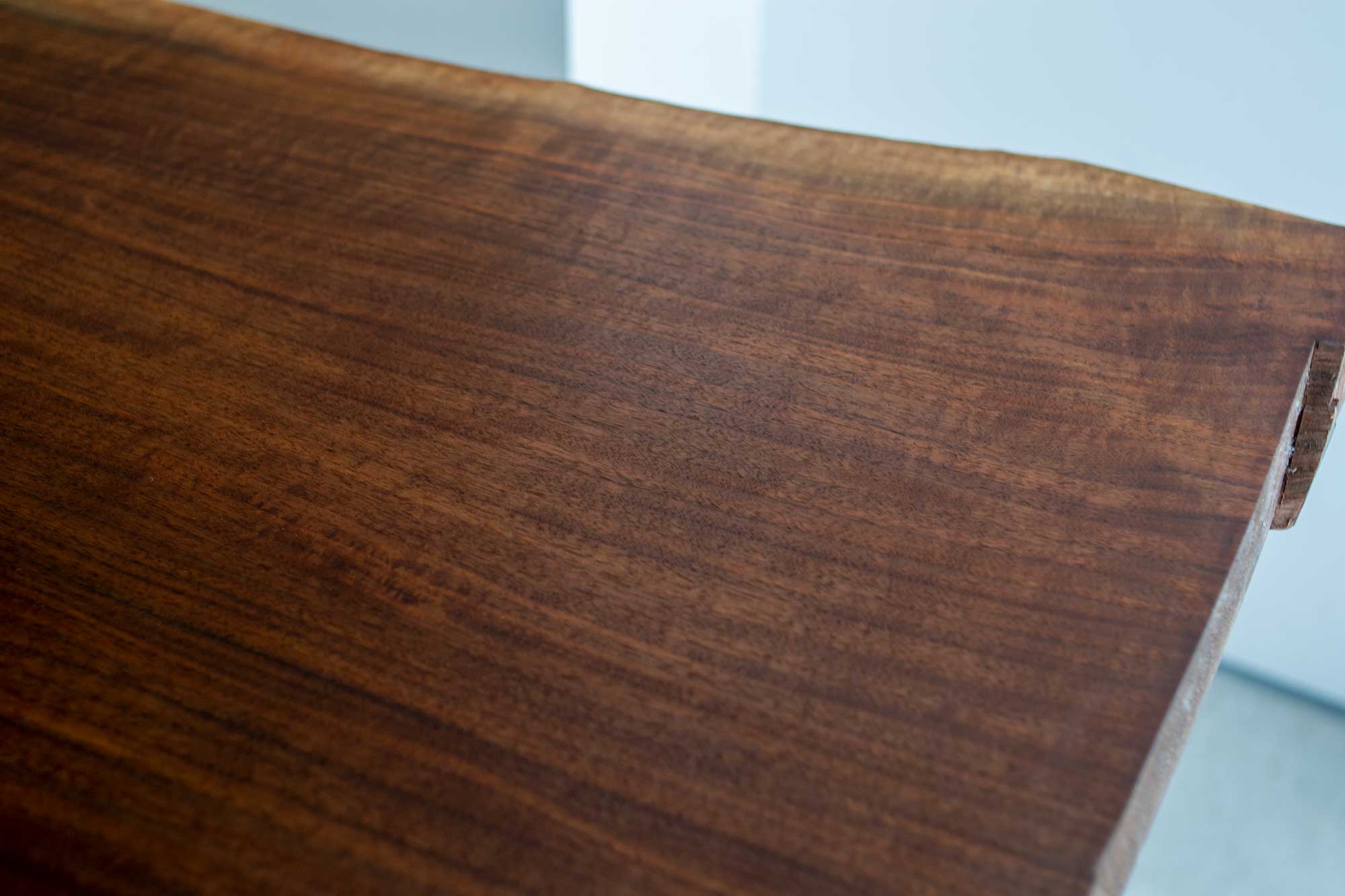 ウォールナット無垢一枚板天板 （N16-06）│オーダー家具と無垢天板