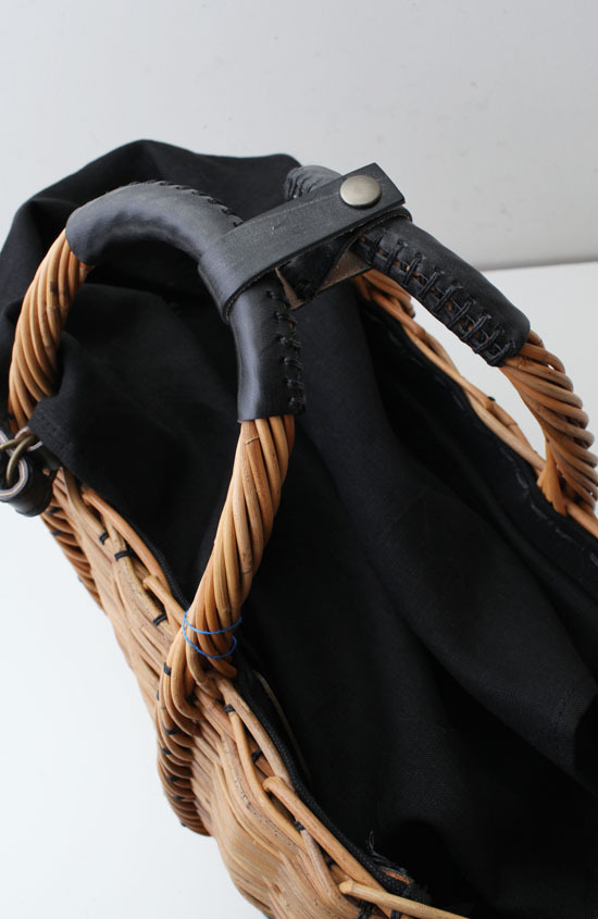 ebagos エバゴス ブライドル トート型かごバッグ