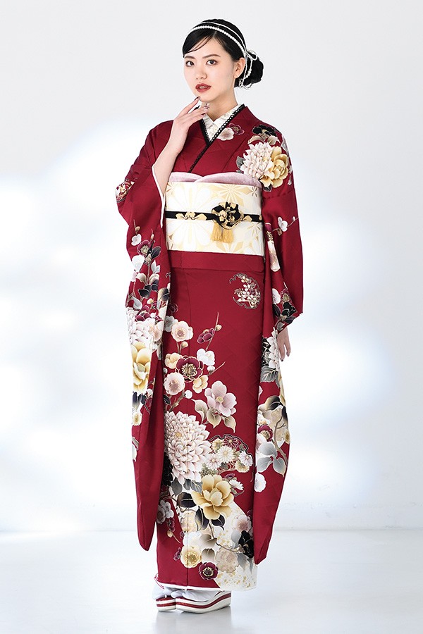 濃い赤色のかっこいい振袖-KR610｜振袖ギャラリー｜浜松市で成人式の