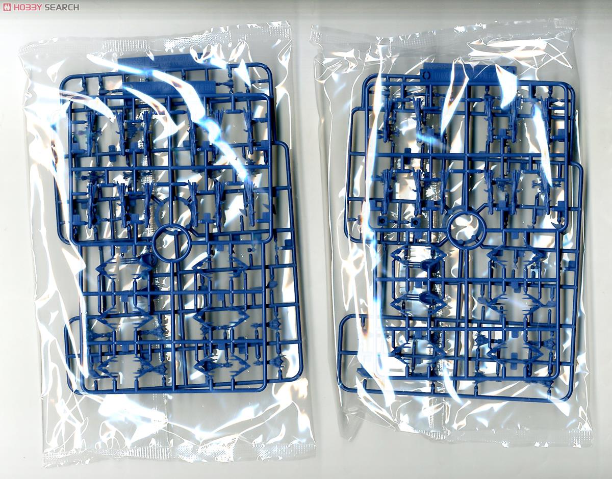 大ガミラス帝国軍 ガイペロン級多層式航宙母艦＜シュデルグ＞ (1/1000