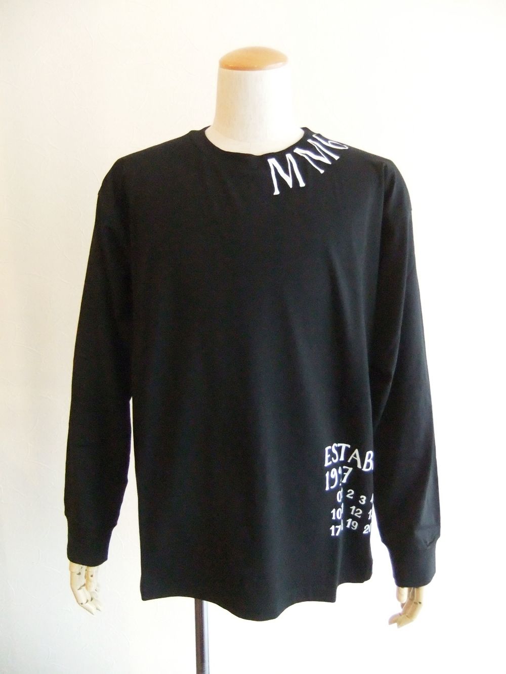 MM6 Maison Margiela - 《MM➅》 Maison Margiela (ブラック) ロゴ
