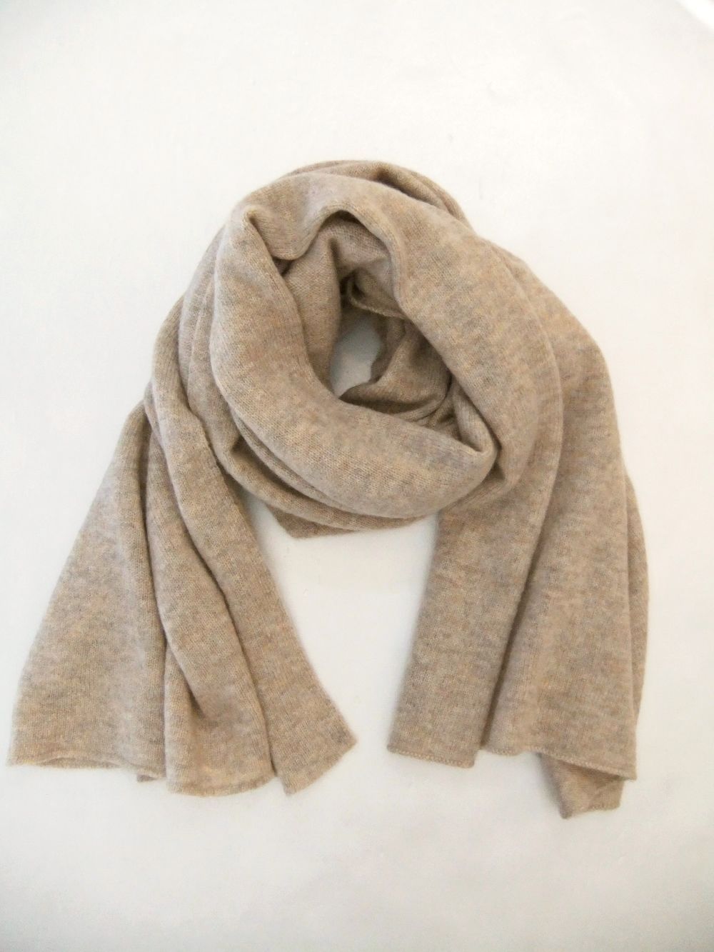 Johnstons - カシミヤ ニット ストール HAM00162 (ベージュ) | 4.444glad