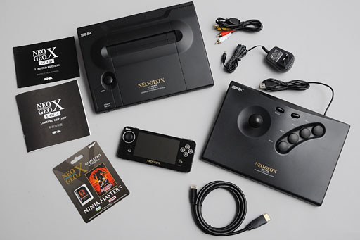 ネオジオを現代に蘇らせる「NEOGEO X」は買いか。使い勝手からその正体